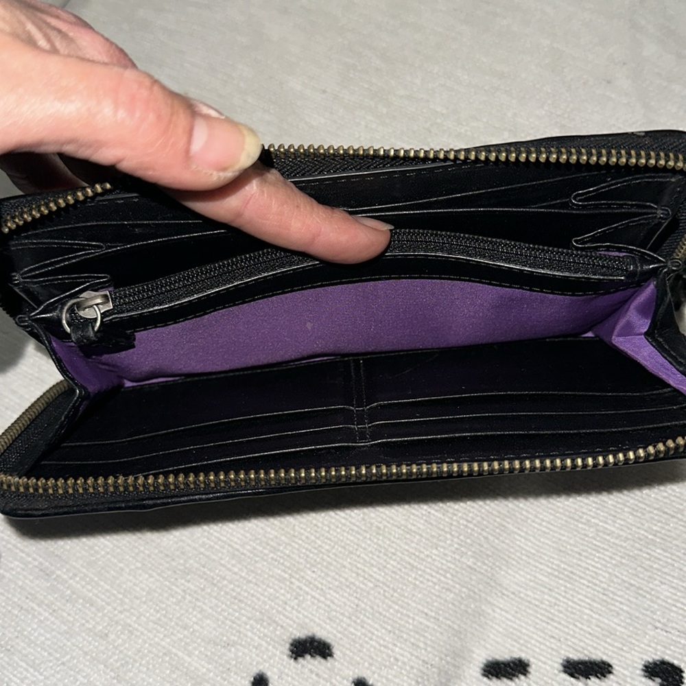 Coach Patchwork Zoe Wallet 12 card slots 💕 - Picture 13 of 13